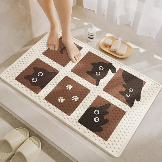 【吸盘防滑，洗澡神器】雅致PVC防滑良伴，吸盘稳固守护。儿童洗澡自在享受，宝妈无忧放心。按摩磨砂，环保易打理。 商品图4