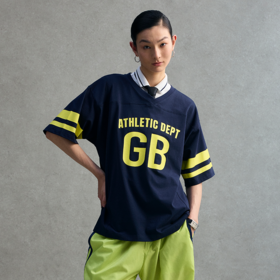 GOODBAI athletic GB logo撞色印花V领拼接宽松短袖T恤