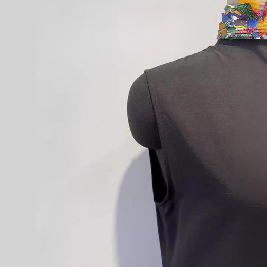 丁摩 奢品~柜上 透气莱赛尔亚麻混纺V领廓形无袖连衣裙5ZF-45023 商品图2