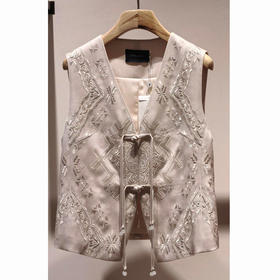 戴布拉芬马夹L28B154M