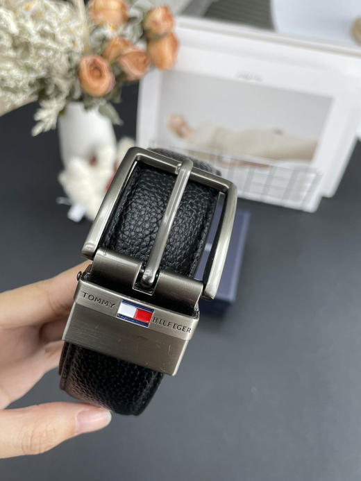 Tommy Hilfiger男士荔枝纹牛皮针扣式简约真皮带 商品图6