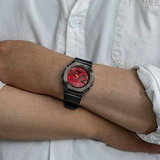 卡西欧G-SHOCK钢铁农家橡树金属八角手表 棱角创意，潮流上分。G-SHOCK 全新 GM-2100 商品图4