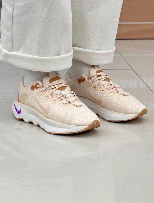 💥【品牌授权】正品耐克‼️河南奥莱仓库直发⬆️ 主打一个舒适💕【Nike 跑步鞋系列合集】古希腊掌管松弛感的神！ 通勤、训练、体测、快走、慢跑……就现在！ 商品图3