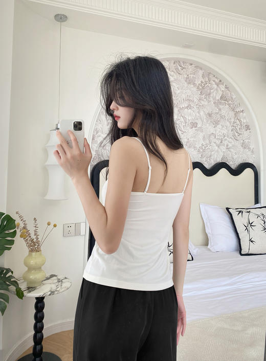 【免穿文胸】官网899！莫代尔桑蚕丝棉混纺一字领打底背心女 文胸吊带二合一带胸垫内衣 商品图6