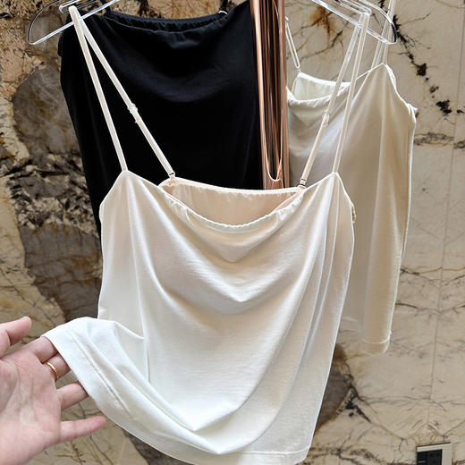 【免穿文胸】官网899！莫代尔桑蚕丝棉混纺一字领打底背心女 文胸吊带二合一带胸垫内衣 商品图8