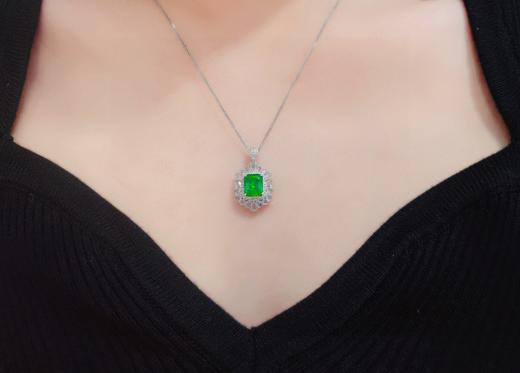 1.65ct刻面祖母绿吊坠 商品图3