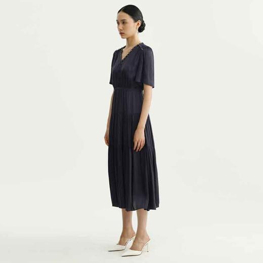 戴布拉芬连衣裙L28B537 商品图0