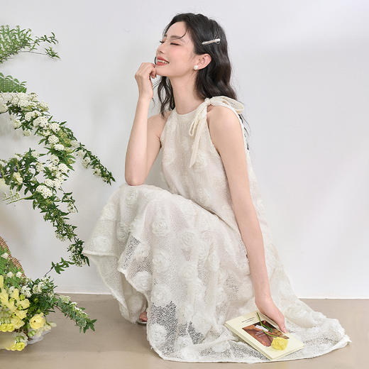 优雅重工满幅立体玫瑰连衣裙女挂脖露肩系带A字长裙V0550198 商品图3