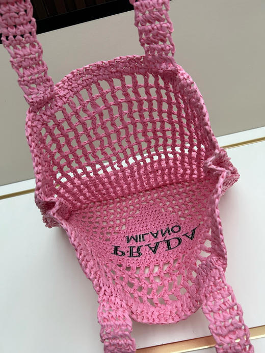 春夏特惠💰430 普拉达酒椰纤维托特包2526 柔和的解构式托特包 商品图7