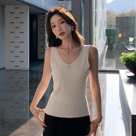 【清仓超15天不保价】奢姿大码女装2025夏季时尚百搭蕾丝边V领毛织背心胖妹妹时尚上衣9852090356