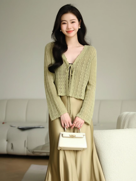 奢姿大码女装2025夏季时尚系带设计气质镂空上衣胖妹妹V领开衫9652353216A