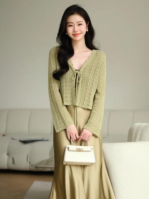 奢姿大码女装2025夏季时尚系带设计气质镂空上衣胖妹妹V领开衫9652353216A 商品图0