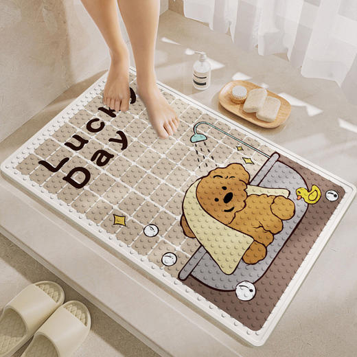 【吸盘防滑，洗澡神器】雅致PVC防滑良伴，吸盘稳固守护。儿童洗澡自在享受，宝妈无忧放心。按摩磨砂，环保易打理。 商品图6