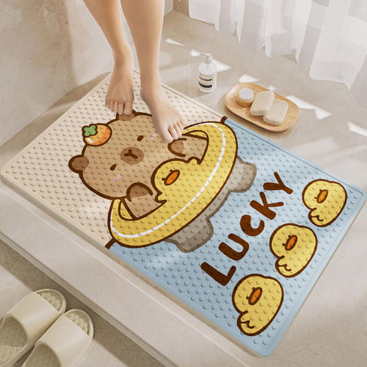 【吸盘防滑，洗澡神器】雅致PVC防滑良伴，吸盘稳固守护。儿童洗澡自在享受，宝妈无忧放心。按摩磨砂，环保易打理。 商品图5