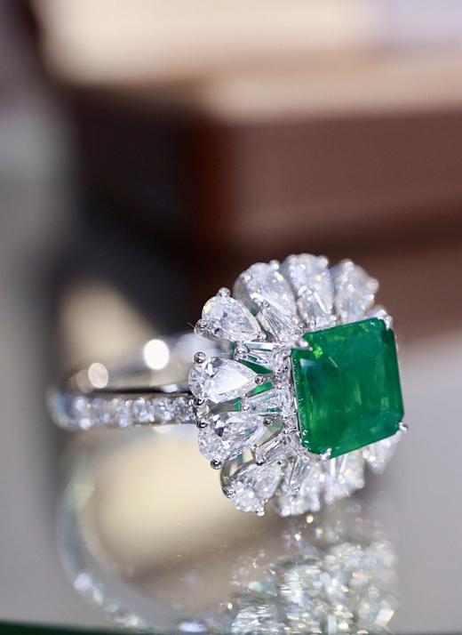 1.4ct刻面祖母绿戒指 商品图2