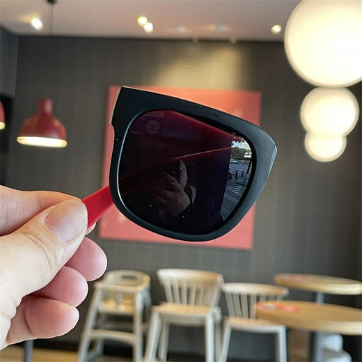 送镜盒！【时尚折叠设计，防紫外线防晒】新款夏季遮阳儿童折叠太阳镜 糖果色眼镜宝宝墨镜 防晒防紫外线眼镜-QQ 商品图4