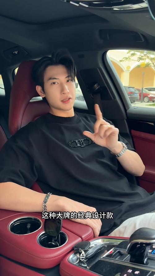 35121夏季高级感新款美式字母立体圆领纯色短袖T恤痞帅百搭套头上衣 商品图0