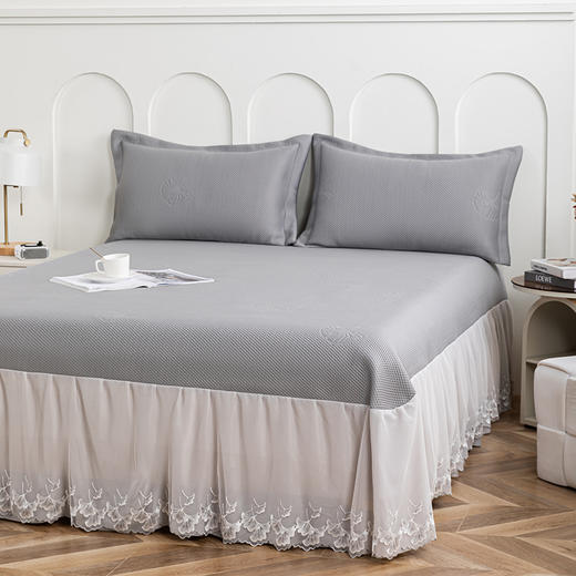 多喜爱 凉豆豆床裙三件套-云镜（灰/蓝/粉） 【可水洗机洗】【柔软可折叠】【凉感值0.28】【全方位包裹】 凉席子A类标准 有效抗菌 3D立体凉豆豆 商品图2