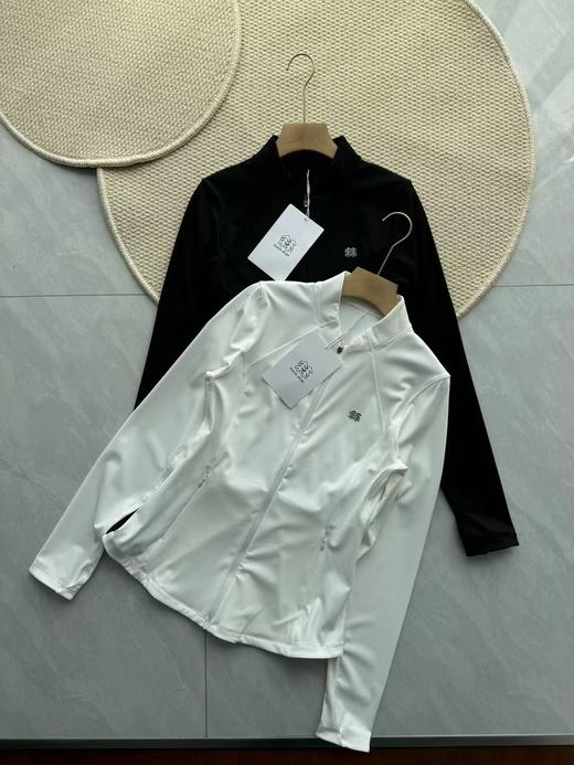 点此购买 可隆女士春季针织立领户外运动徒步登山弹力外套 LL 315247 商品图0