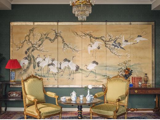 【已售】独角鹿西洋古董 19世纪日本明治时期出品「粉梅群鹤」主题纸本设色洒金六曲屏风 商品图1