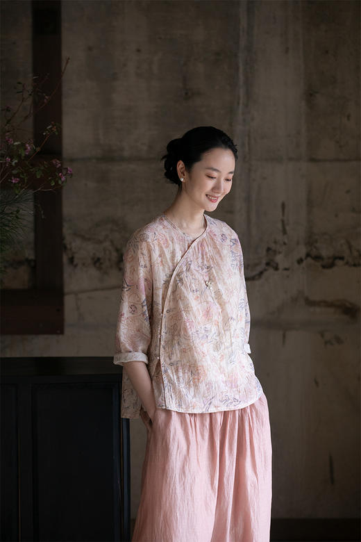 牧衣游原创 丝棉印染短外套新品轻薄柔软舒适百搭文艺开衫 朗风吟 商品图5