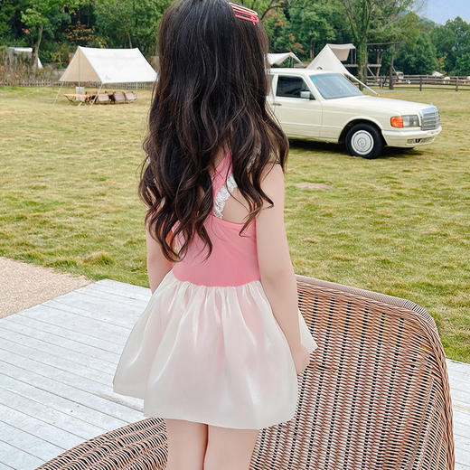 【甜美公主风❗儿童俏皮泳衣】儿童泳衣女洋气连体，高弹面料，吸湿速干，中小童可爱蓬蓬裙公主蝴蝶结度假泳装QQ 商品图1