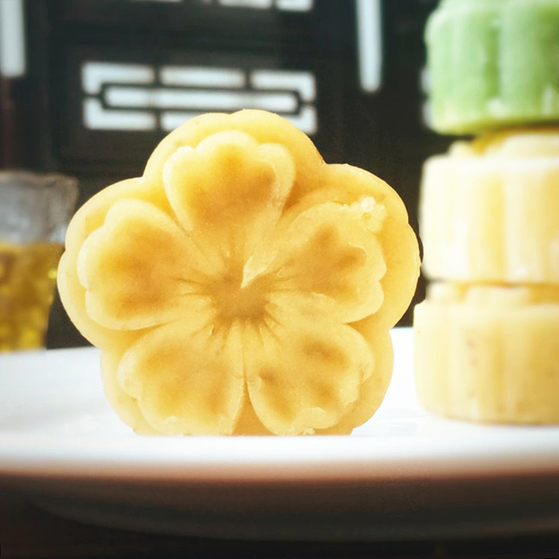 【绿豆冰糕】纯正绿豆香，细腻绵软，优质原料，入口酥松细腻，清香弥留齿间 ！