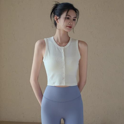 跃牌【周游世界系列】春夏新款瑜伽服女休闲简约背心纯色修身无袖上衣TP0863 商品图1