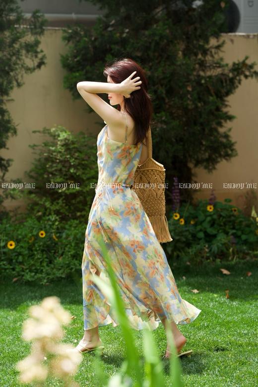 【门店同款】ENJOY夏季“悠然之境”莫奈花园吊带裙 162280287 商品图5
