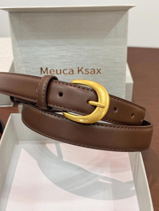 正品授权MEUCA KSAX女士真皮针扣皮带 商品图1