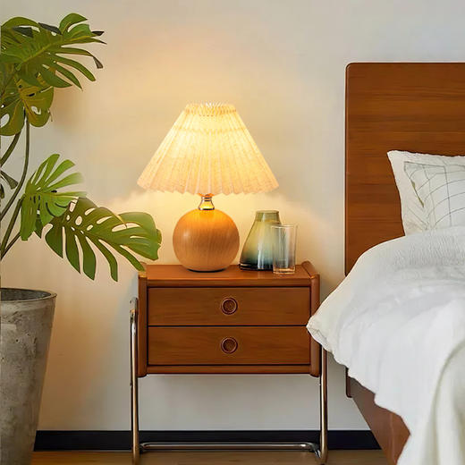 中式百褶陶瓷床头灯 复古北欧喂奶小夜灯 商品图3