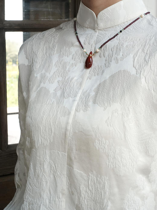 盛唐牡丹 | 珍珠白凤凰纹冠乐绉女上衣 商品图4