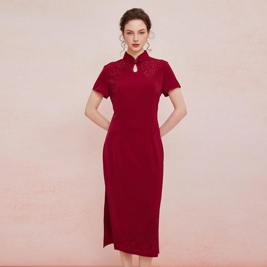 QF82625新款喜婆婆宴会精致刺绣烫钻工艺旗开得胜修身显瘦旗袍连衣裙 商品图5