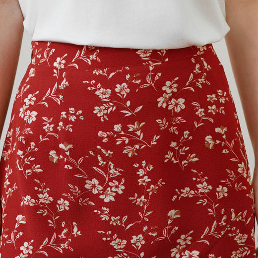 【严选】诗凡黎法式红色碎花半身裙2025夏新款高腰A字浪漫荷叶边鱼尾裙7G4240171 商品图3