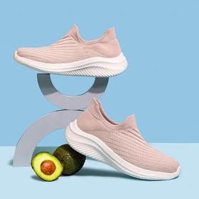 男女轻盈弹软懒人健步鞋 飞织面料 一脚蹬设计