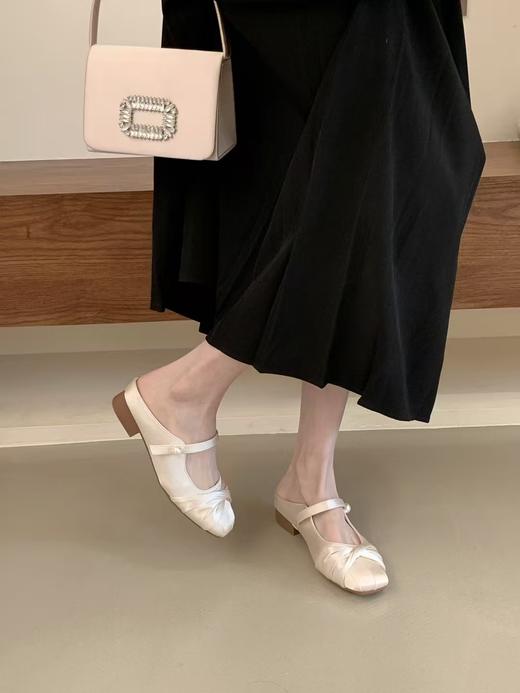 【GZ】无忧购法式温柔气质缎面浅口一脚蹬半拖鞋678-11（截单后7天发货) 商品图1