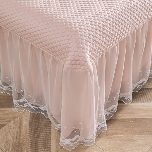 多喜爱 凉豆豆床裙三件套-和悦（蓝/粉/金/）【可水洗机洗】【柔软可折叠】【凉感值0.28】【全方位包裹】 凉席子A类标准 有效抗菌 3D立体凉豆豆 商品图7