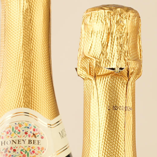 意大利原瓶进口 小蜜蜂低醇气泡白葡萄酒 750ml*2瓶配金色礼袋*2+香槟杯*2 商品图7