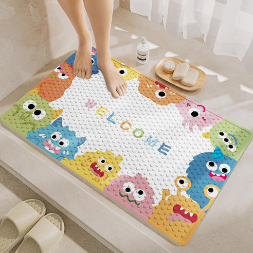 【吸盘防滑，洗澡神器】雅致PVC防滑良伴，吸盘稳固守护。儿童洗澡自在享受，宝妈无忧放心。按摩磨砂，环保易打理。 商品图10