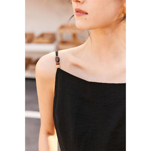 HeyDress复古串珠吊带连衣裙女夏季收腰露背小黑裙高级感气质裙子 商品图2