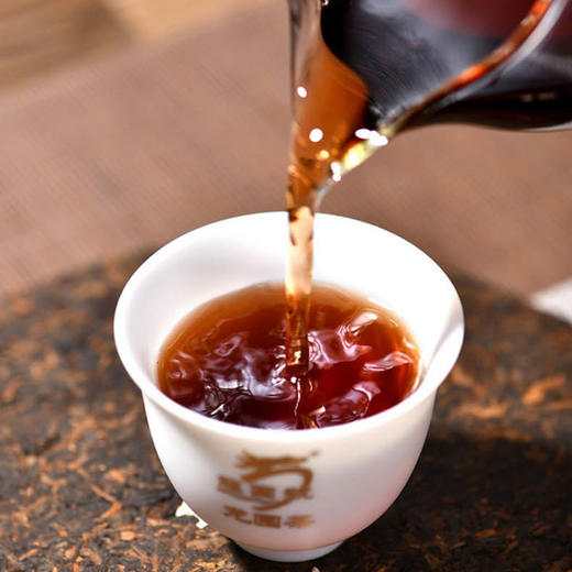 龙园号百岁茶普洱茶-紧压茶357g 【熟茶】 商品图3