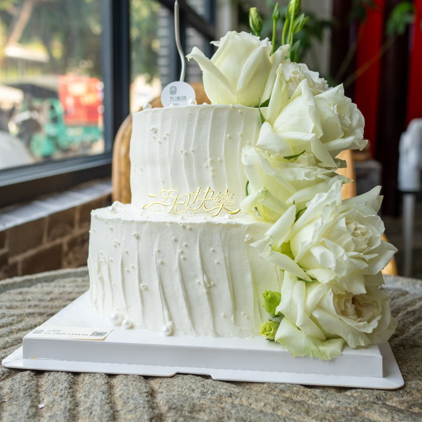 8+6纯白浪漫动物奶油➕新鲜芒果夹心