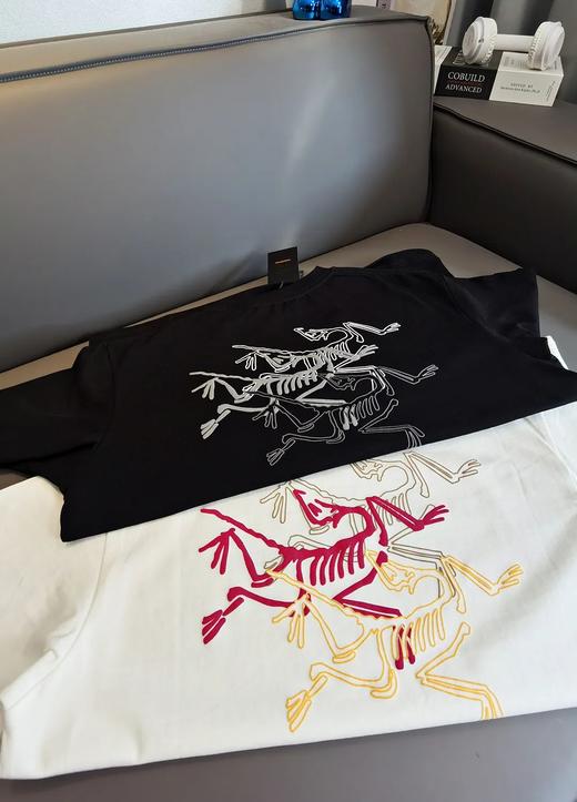 Ar·c枭家3D立体拉浆骨感压花3d浮雕纯棉情侣款短袖 商品图6