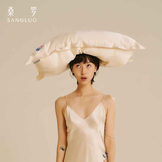 母亲节送礼』桑罗桑蚕丝新中式刺绣双面枕套2025年新款 商品图2