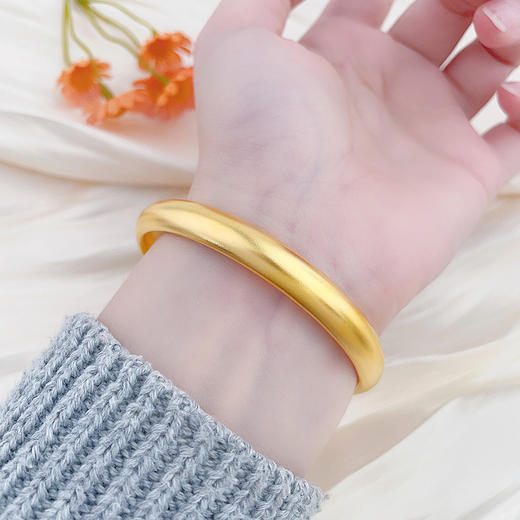 【限时克减150元】足金999.9 古法空心固口手镯泥鳅背素圈手镯（面宽约7.8-8.2mm，厚约4.7mm）(ANWGFSZ00915-2)预售产品下单后不退款不退货不换货不补差价） 商品图0