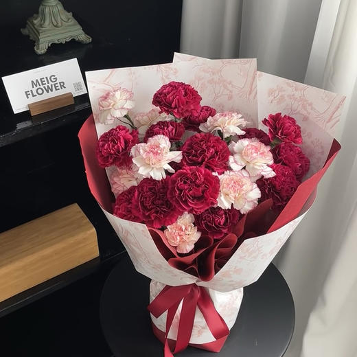 康乃馨套餐｜现包鲜花请提前2个小时预定！ 商品图1