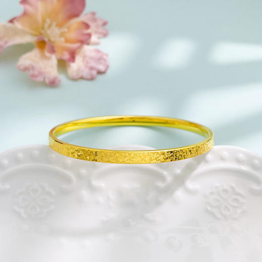 【限时克减150元】足金 #碎碎冰  无氰5D硬金空心固口碎碎冰四方手镯（面宽约3.7-4.1mm）(AR5DSZ00038)（预售产品下单后不退款不退货不换货不补差价） 商品图1