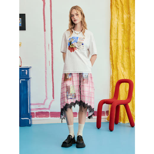 两三事野兽情书2025夏季新款复古油画印花蕾丝拼接短袖t恤女宽松 商品图3