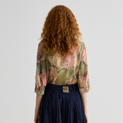 谜底衬衫分袖女2025夏款复古风通勤原创印花宽松H型衬衣252MC0622 商品图2