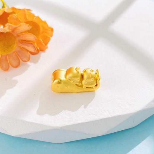 【限时7.5折】【定价黄金】足金 #三合生肖 3D硬金牛蛇鸡手串配件Diy手串配件(V3DSC00540)（预售产品下单后不退款不退货不换货不补差价）（预售产品下单后不退款不退货不换货不补差价） 商品图0